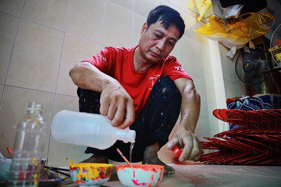 Làng nghề lồng đèn lớn nhất Sài Gòn đìu hiu vì dịch Covid-19 - 5 Làng nghề lồng đèn lớn nhất Sài Gòn đìu hiu vì dịch Covid-19 - 5