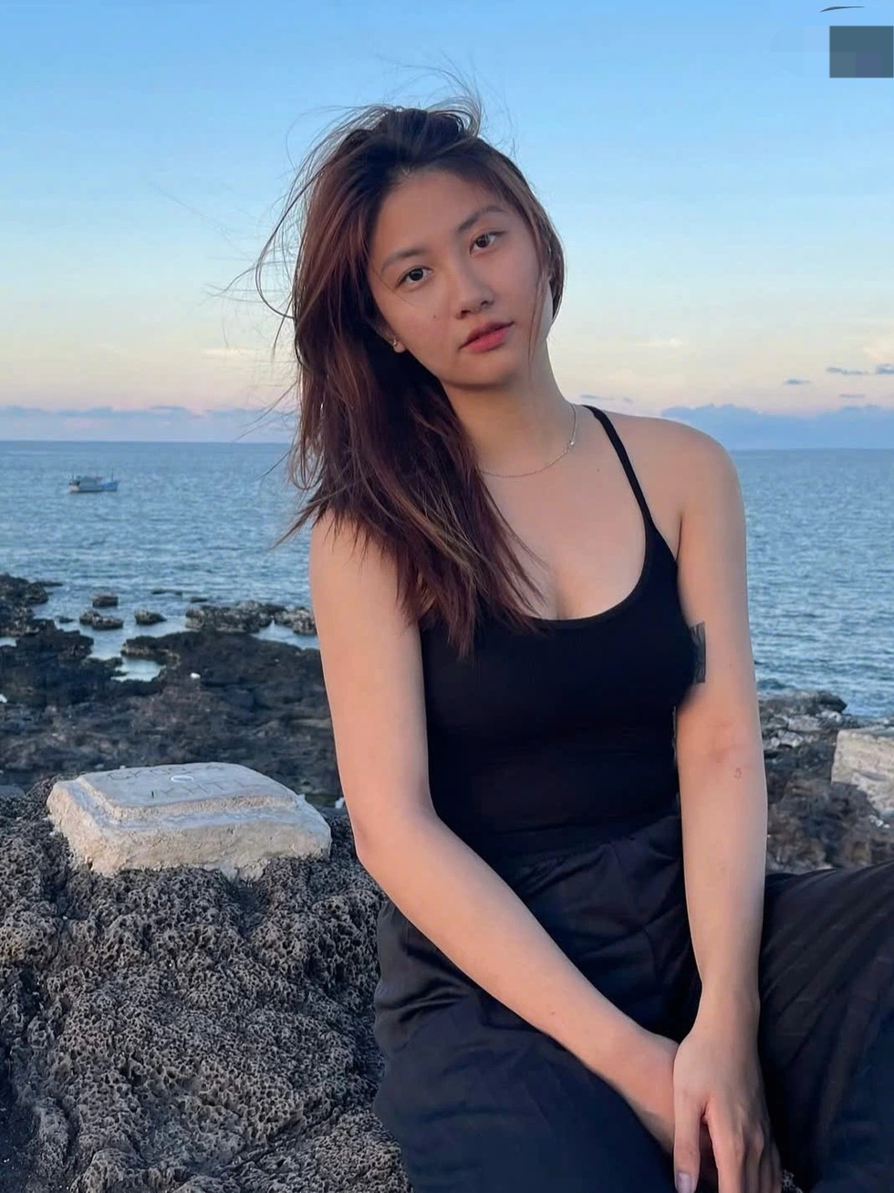 Hoa hậu Phương Linh: Học vấn ấn tượng, cuộc sống thay đổi sau một đêm - 5 Hoa hậu Phương Linh: Học vấn ấn tượng, cuộc sống thay đổi sau một đêm - 5