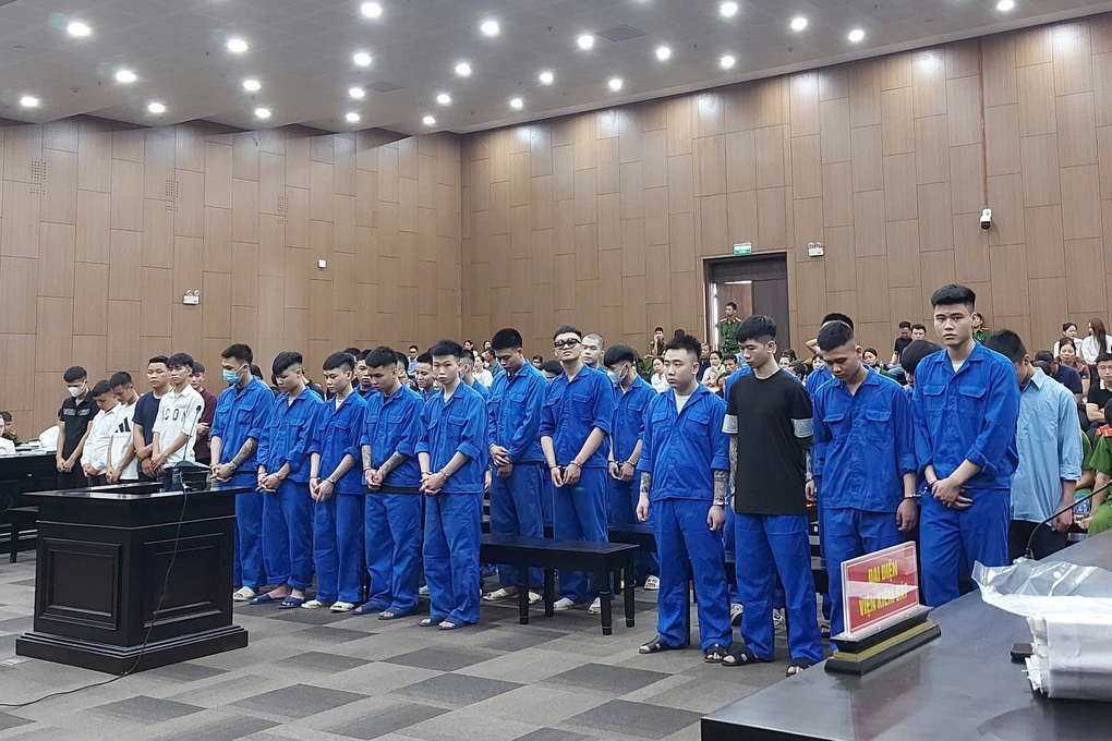 Tử hình quái xế cầm đầu vụ hỗn chiến trên đường Láng khiến 3 người chết - 1 Tử hình quái xế cầm đầu vụ hỗn chiến trên đường Láng khiến 3 người chết - 1