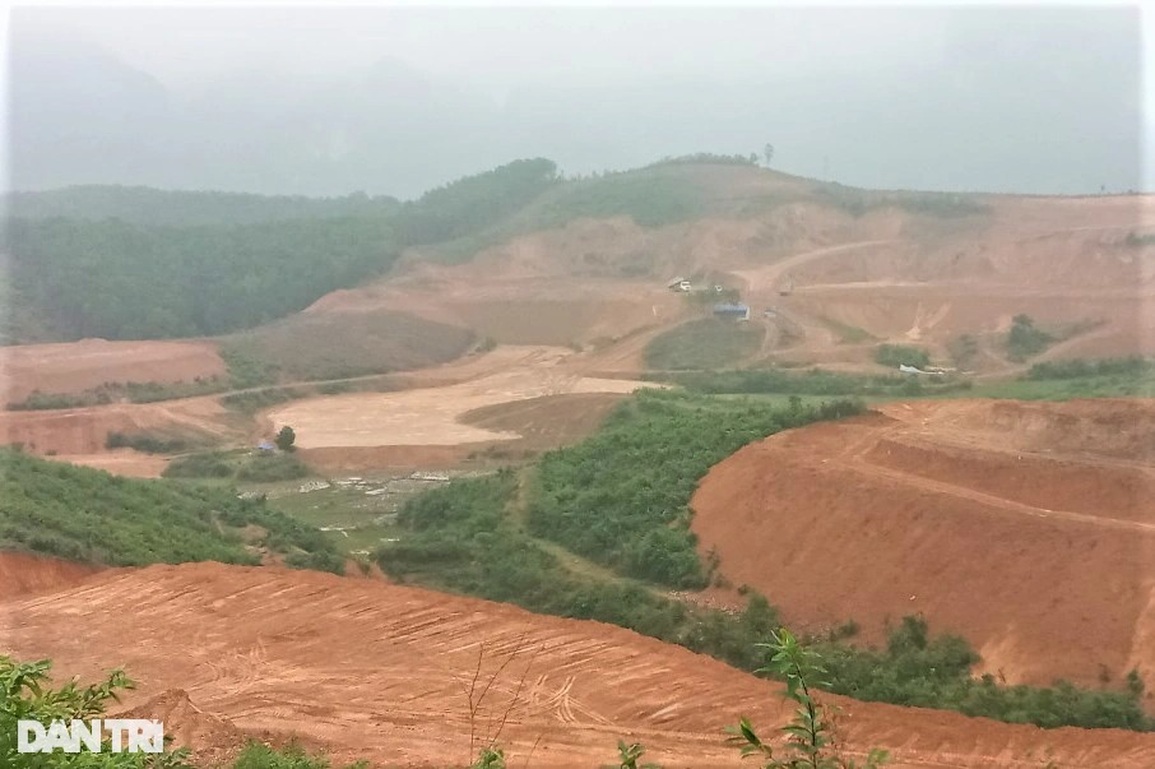 Doanh nghiệp tự ý chuyển 21 ha đất rừng sản xuất làm trang trại - 1 Doanh nghiệp tự ý chuyển 21 ha đất rừng sản xuất làm trang trại - 1
