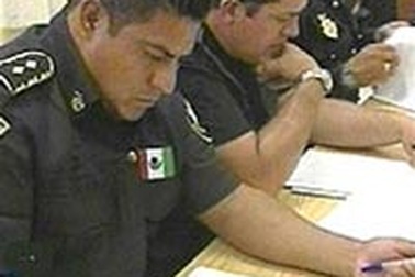 Đọc Đông Ki-sốt để bắt cướp 