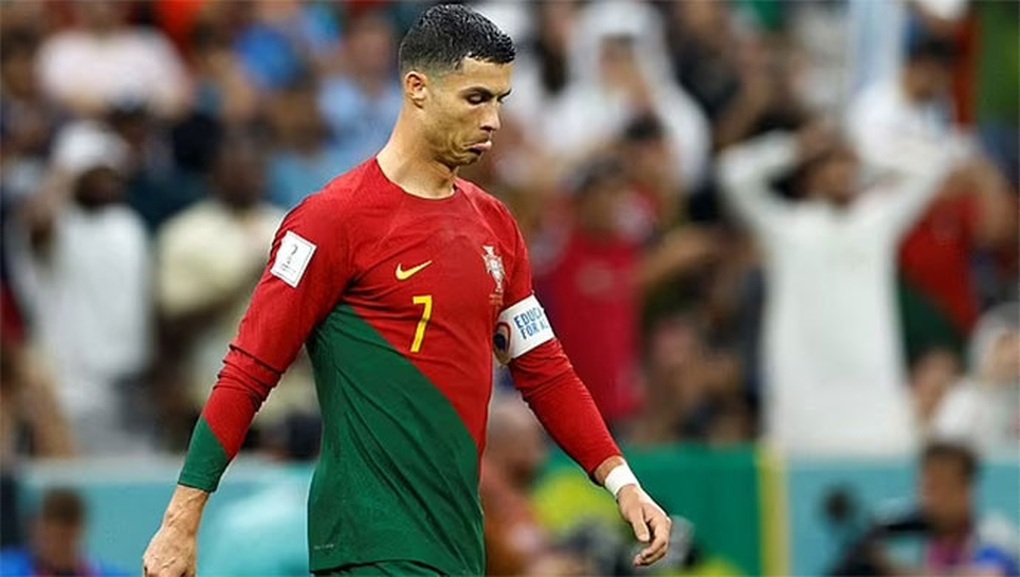Chính thức sáng tỏ việc C.Ronaldo dọa rời khỏi tuyển Bồ Đào Nha - 1 Chính thức sáng tỏ việc C.Ronaldo dọa rời khỏi tuyển Bồ Đào Nha - 1