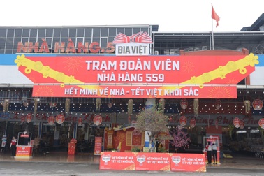 Đường về quê như ngắn lại nhờ "Trạm Đoàn Viên"