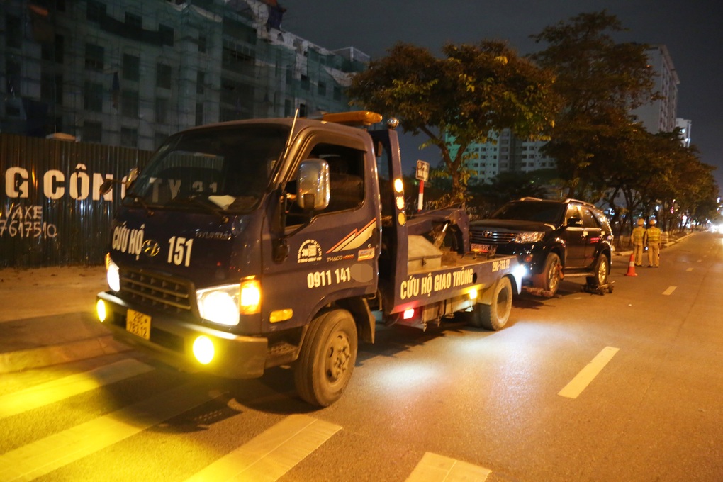Người đàn ông ở Hà Nội dính nồng độ cồn nói do uống rượu chữa bệnh - 2 Người đàn ông ở Hà Nội dính nồng độ cồn nói do uống rượu chữa bệnh - 2
