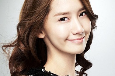 YoonA của SNSD trả lời “nghi án” tình cảm với Psy