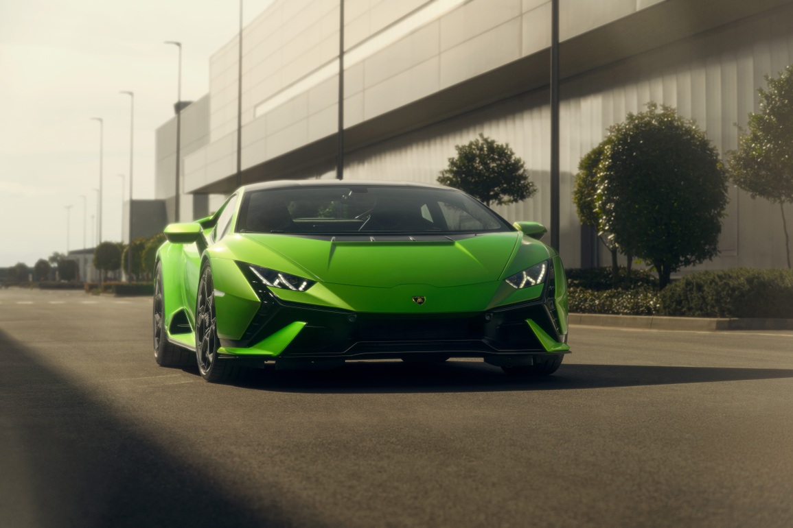 Soi chi tiết siêu phẩm Huracán Tecnica mới ra mắt của Lamborghini - 2