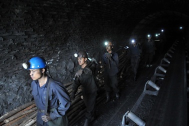 EVN xin giảm mua than, nhiều lao động ngành than nguy cơ mất việc