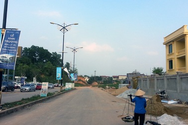 Dự án “rùa bò” một phần tư thế kỷ: Đường chưa xong, nhà phân lô đã bán