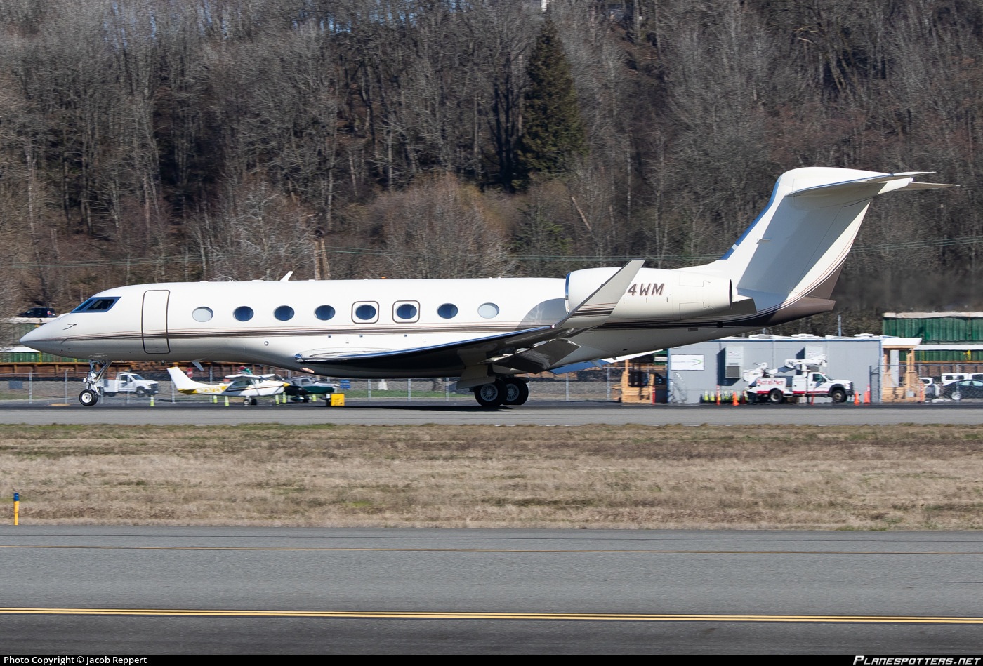 Hình ảnh bên ngoài chiếc Gulfstream G650ER của tỷ phú Bill Gates (Ảnh: Simple).