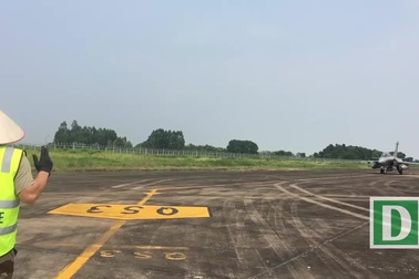 Cận cảnh dàn chiến đấu cơ của Không quân Pháp tại Nội Bài