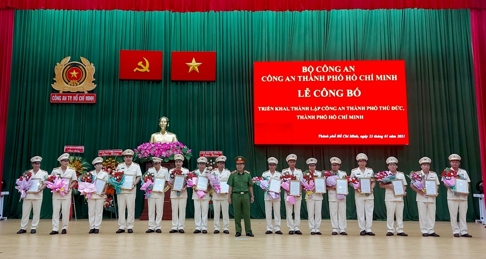 TPHCM chính thức thành lập Công an Thành phố Thủ Đức - 2 TPHCM chính thức thành lập Công an Thành phố Thủ Đức - 2
