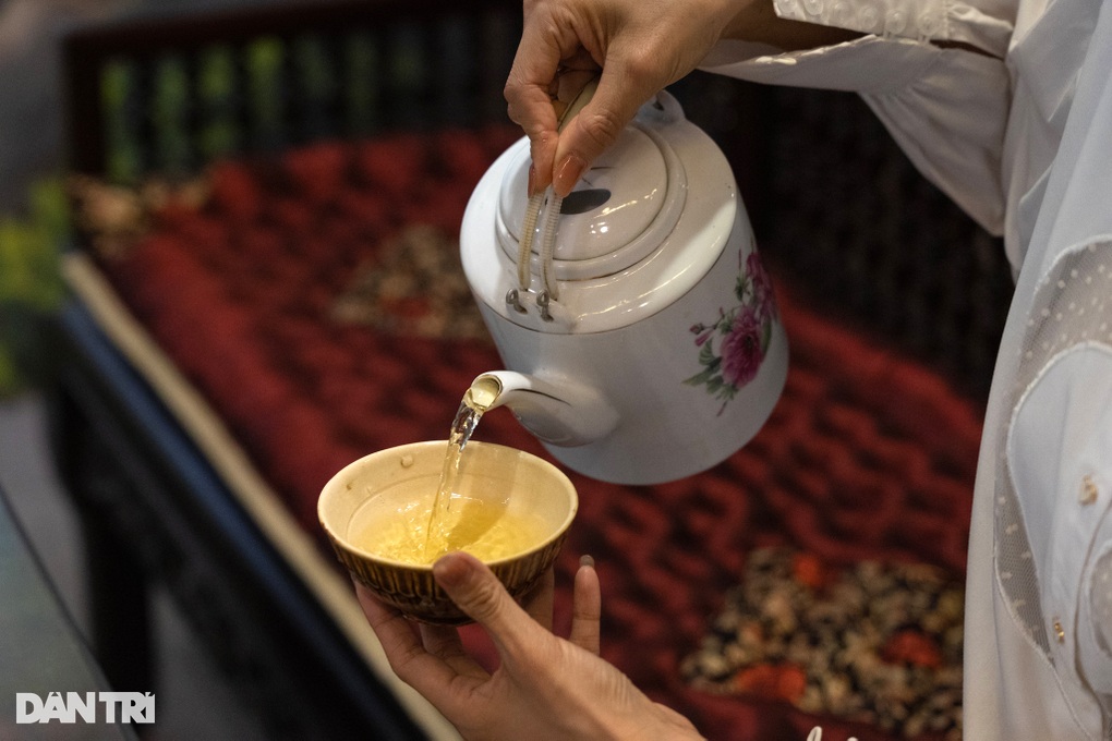 Siêu mẫu Vũ Thu Phương: Lớp 1 tôi biết nấu cơm, lớp 3 biết nấu cỗ - 7 Siêu mẫu Vũ Thu Phương: Lớp 1 tôi biết nấu cơm, lớp 3 biết nấu cỗ - 7