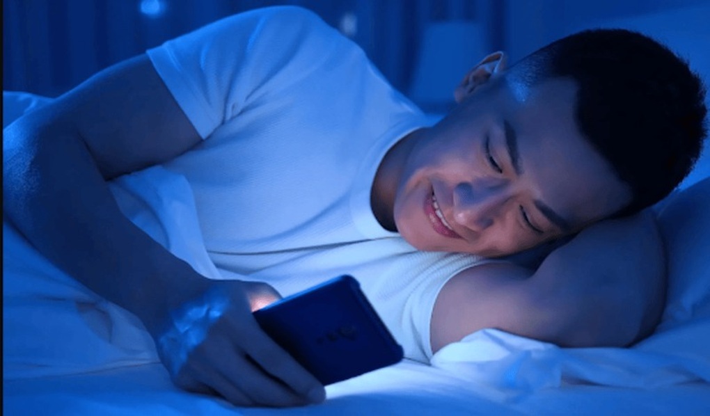 Cái giá âm thầm từ thói quen mỗi tối hầu như ai cũng làm - 1 Cái giá âm thầm từ thói quen mỗi tối hầu như ai cũng làm - 1