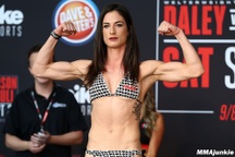 Brooke Mayo: Nữ võ sĩ đầy xinh đẹp và gợi cảm của làng MMA