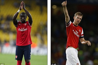Nổ xong "bom tấn" Ozil, Arsenal gấp rút giữ chân trụ cột