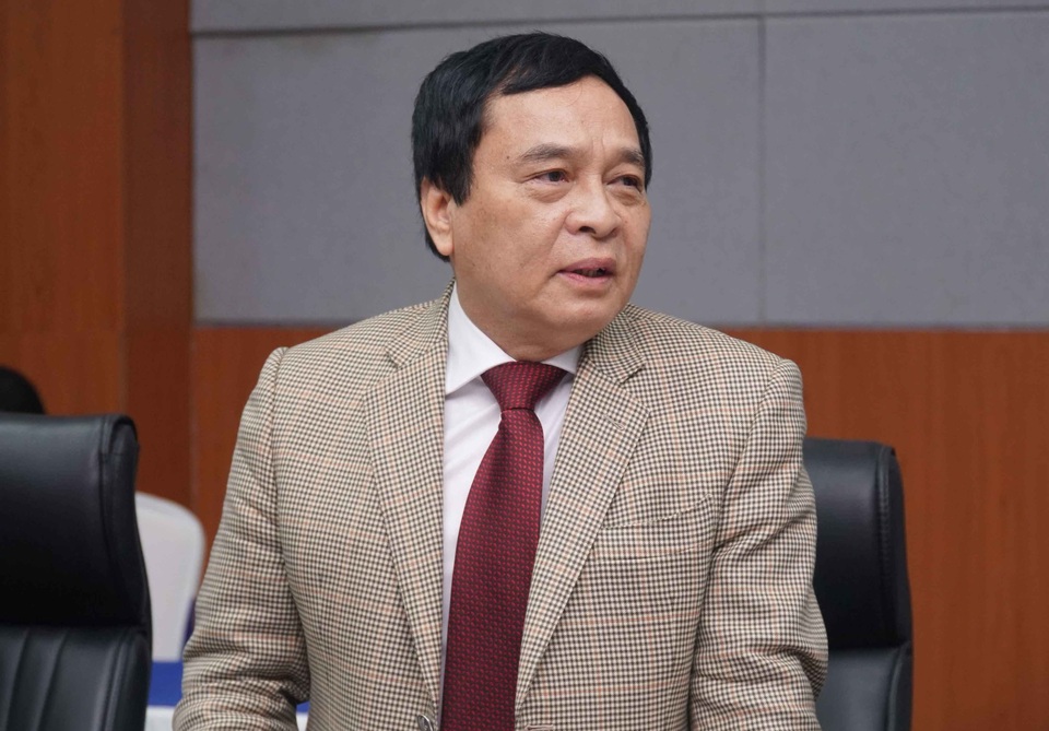 Trường ĐH Nguyễn Tất Thành bất ngờ chuyển giao quyền Hiệu trưởng - 2 Trường ĐH Nguyễn Tất Thành bất ngờ chuyển giao quyền Hiệu trưởng - 2