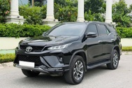 Khách Việt không còn cơ hội mua Fortuner máy dầu, thêm lợi thế cho Everest