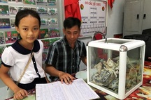 Hàng trăm lượt học sinh nhặt được tiền, vàng đã mang trả lại