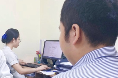 Nhiều quý ông khốn khổ vì ngực quá lớn: Chia tay người yêu, đi mổ thu nhỏ