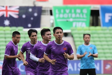 Tuyển Việt Nam "tổng duyệt", quyết lấy điểm trước Australia
