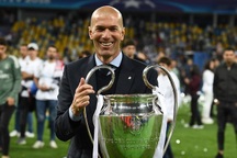 HLV Zinedine Zidane: Ông Vua danh hiệu