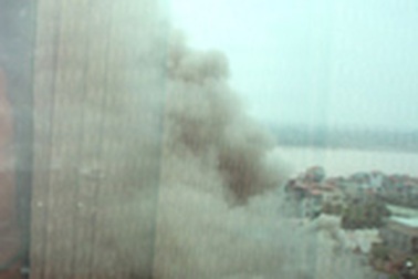 Cháy rụi 22 căn hộ khu nhà gỗ Chương Dương