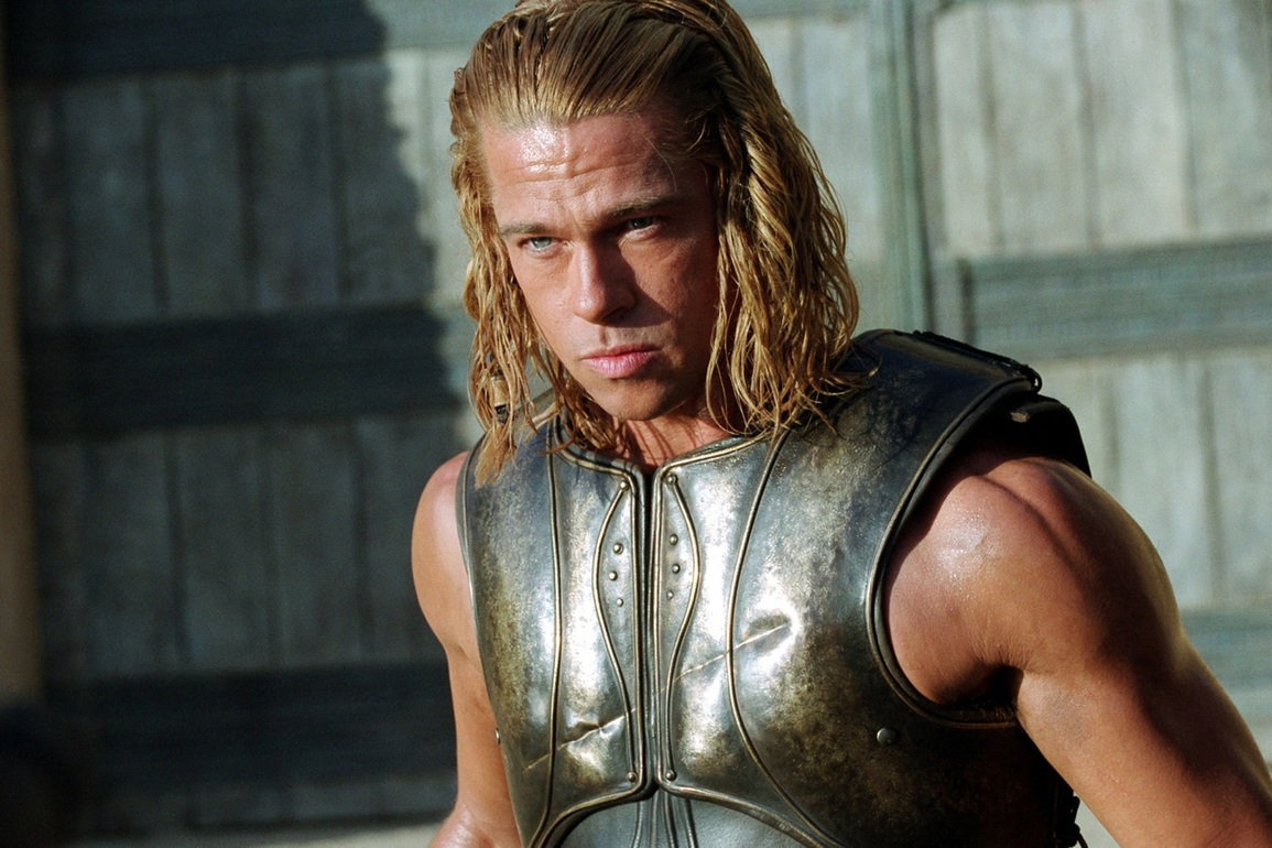 Đồng nghiệp nam thừa nhận bị mê hoặc bởi vẻ đẹp của Brad Pitt - 4 Đồng nghiệp nam thừa nhận bị mê hoặc bởi vẻ đẹp của Brad Pitt - 4