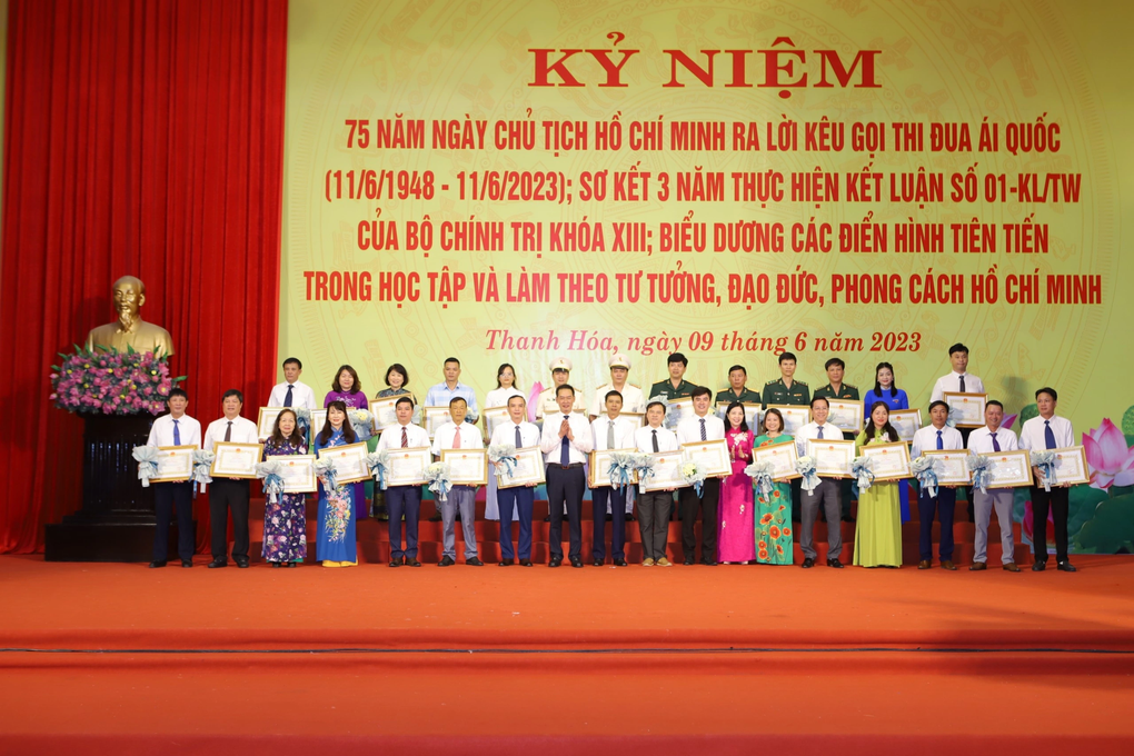 Biểu dương 133 tập thể, cá nhân điển hình trong học tập và làm theo Bác - 5 Biểu dương 133 tập thể, cá nhân điển hình trong học tập và làm theo Bác - 5