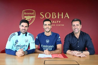 Arsenal ra mắt nhà vô địch Euro 2024, Chelsea chia tay Lukaku