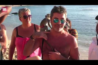 Simon Cowell & Lauren Silverman thân thiện với fans