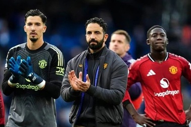 Vì sao Man Utd không sa thải HLV Amorim ngay lập tức?