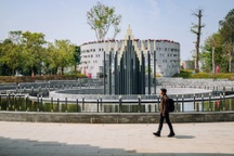 Du khách đến Điện Biên tăng "chưa từng có", nhiều nhà nghỉ cháy phòng