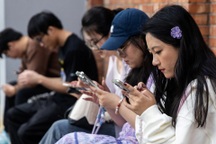 Phản ứng của người Trung Quốc trước đòn thuế 100% của Tổng thống Trump