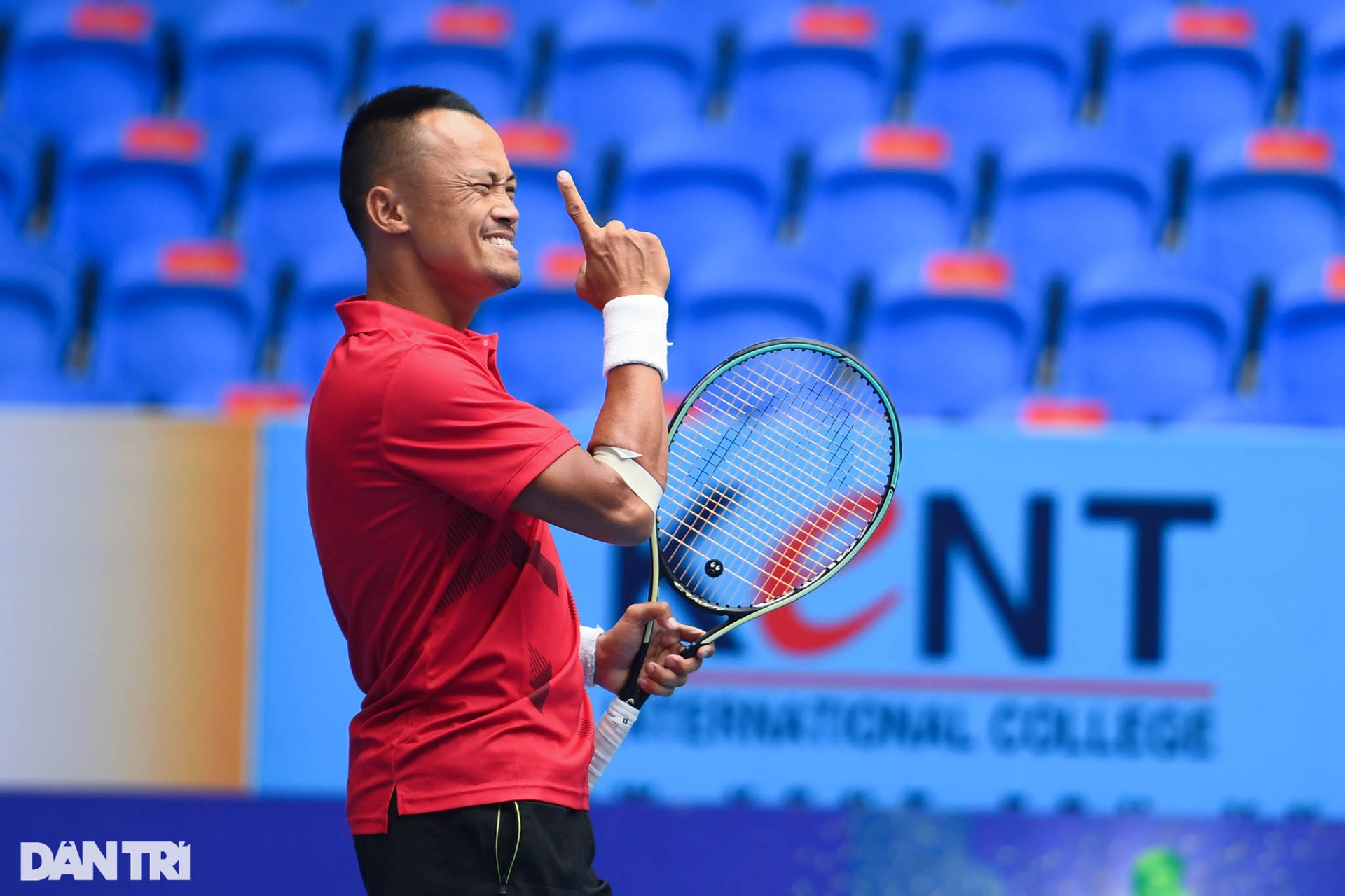 Cận cảnh tổ hợp sân quần vợt lớn và hiện đại nhất Việt Nam - 18