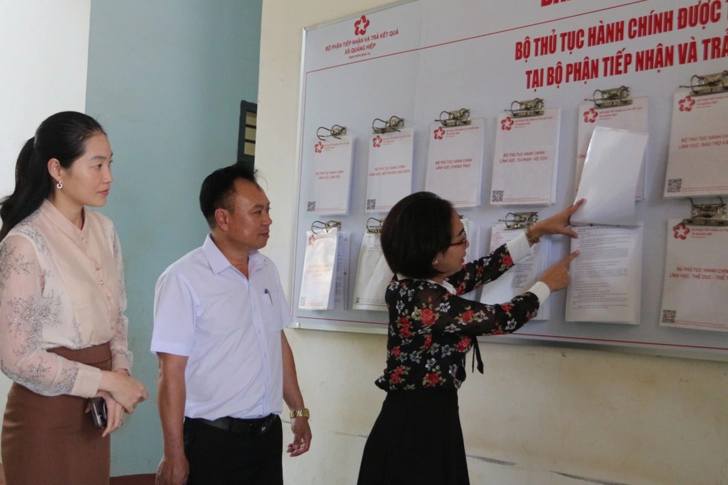 Vận hành thử nghiệm chính quyền cấp xã, rút ngắn khoảng cách với nhân dân - 2 Vận hành thử nghiệm chính quyền cấp xã, rút ngắn khoảng cách với nhân dân - 2