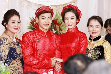 "Hot boy thể dục dụng cụ" Phạm Phước Hưng làm lễ ăn hỏi với cô dâu 9X