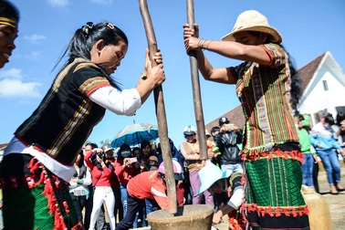 Bảo tồn văn hóa truyền thống qua Hội xuân Liêng Nung
