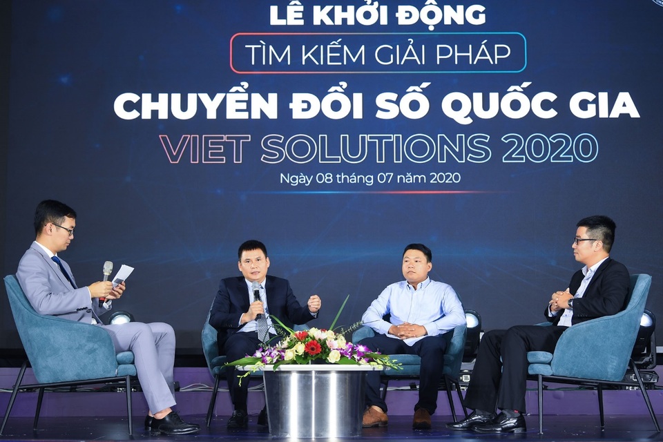 Viet Solutions và cơ hội để các start-up đứng trên vai người khổng lồ - 2 Viet Solutions và cơ hội để các start-up đứng trên vai người khổng lồ - 2