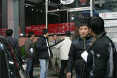 Quyền lợi khách hàng được giải quyết thế nào?