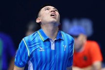 Thua tay vợt số 1 thế giới, Lý Hoàng Nam dừng chân ở bán kết Malaysia Cup