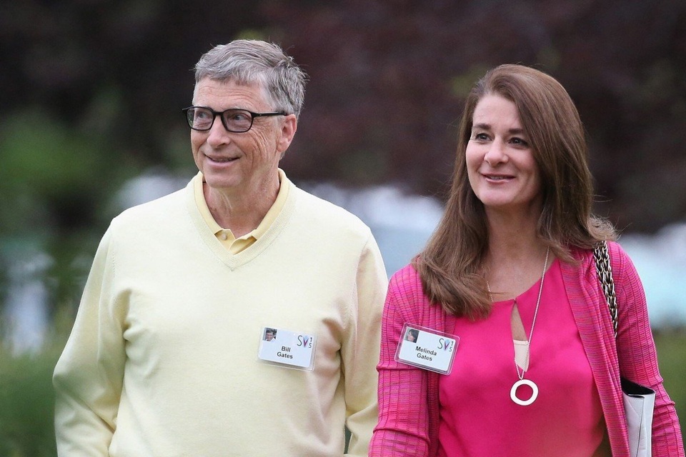 Bill Gates chuyển cho vợ tài sản gần 2,4 tỷ USD vào ngày thông báo ly hôn - 1 Bill Gates chuyển cho vợ tài sản gần 2,4 tỷ USD vào ngày thông báo ly hôn - 1
