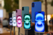 Thuế đối ứng của Tổng thống Trump có thể đẩy giá iPhone lên trên 2.300 USD