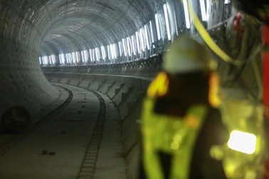 Thả ga check-in đường tàu ga Metro đầu tiên ở TPHCM