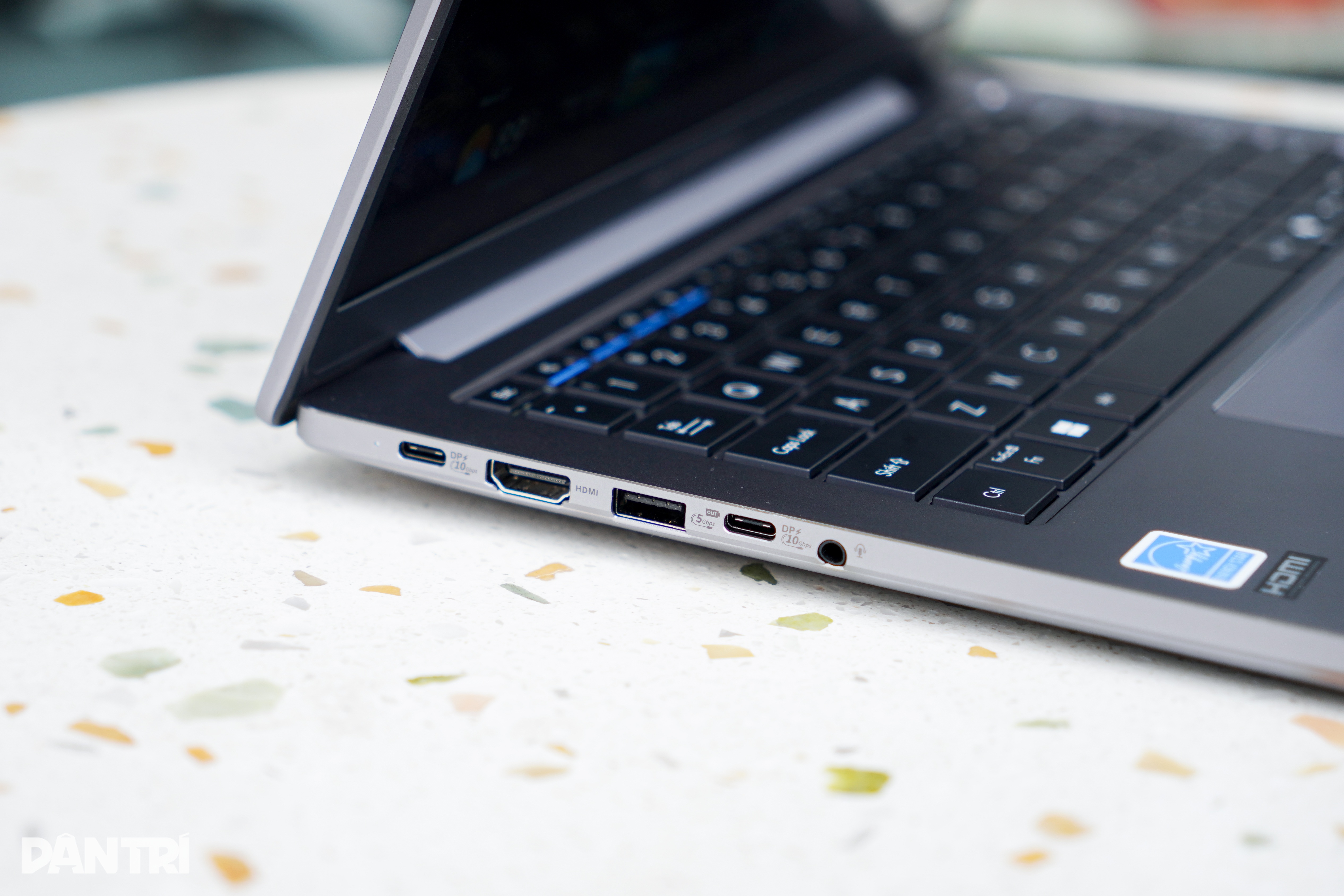 Asus ExpertBook P3 trong mắt dân văn phòng: Có đủ thuyết phục? - 13