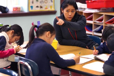 Học sinh gốc Việt ở Mỹ được quan tâm hơn