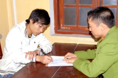 Vụ nam sinh viên giết lái xe ôm (kỳ cuối): Vết trượt dài từ ham mê game