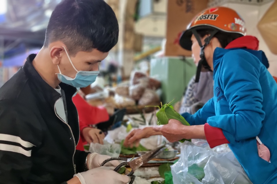 Nhộn nhịp phiên chợ Tết ngày cuối năm - 9 Nhộn nhịp phiên chợ Tết ngày cuối năm - 9