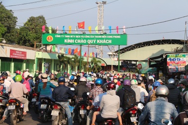 TPHCM xin cầu, phà từ miền Tây về phục vụ người dân