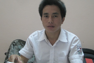 Sĩ tử mồ côi người dân tộc H’Mông quyết tâm thi đỗ ĐH