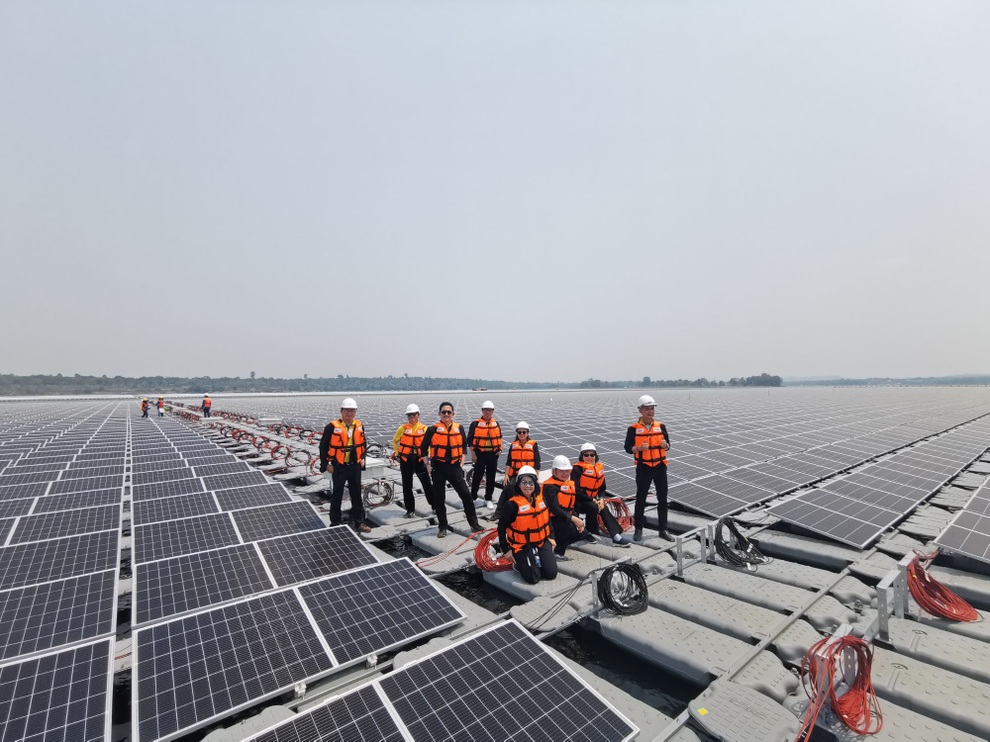 Cận cảnh trang trại điện mặt trời diện tích khủng bằng 226 sân bóng - 7